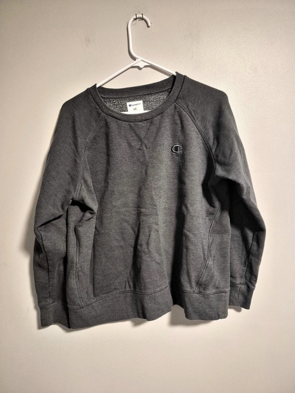 Champion Womens Large Grey Crewneck Pullover Sweatshirt